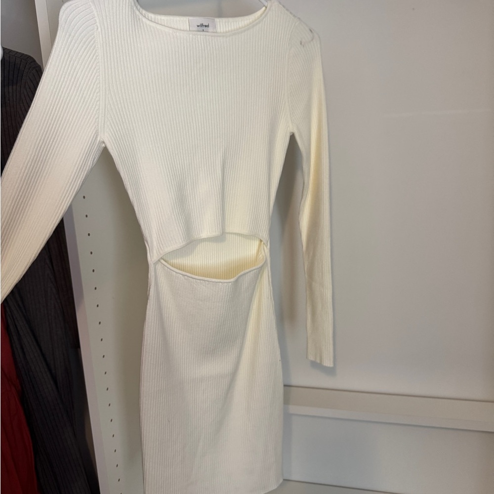 Wilfred Cut Out Long Sleeve Ribbed Dress